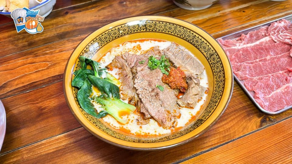 เมนูแนะนำร้านบะหมี่เนื้อทอง ย่านบางพรม เขตตลิ่งชัน