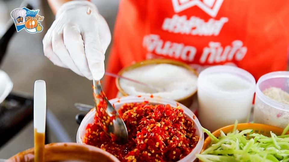 เครื่องพริกแกง ที่ทางร้านเตรียมวัตถุดิบเอง